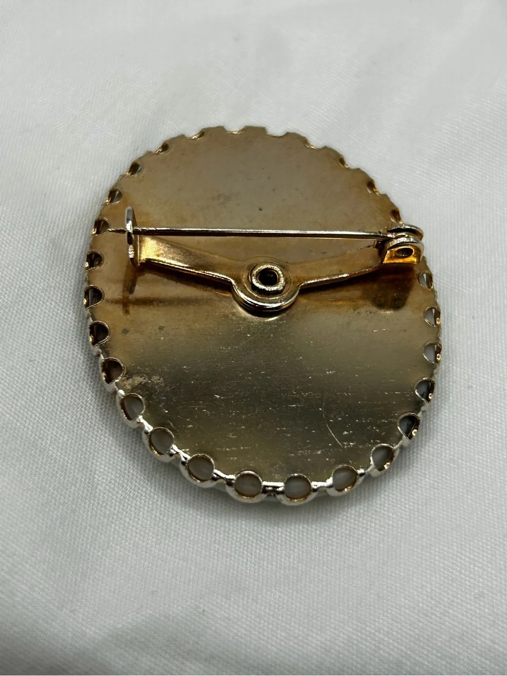 Vintage Equestrian Horse Portrait Brooch Pin Oval Porcelain Cabochon